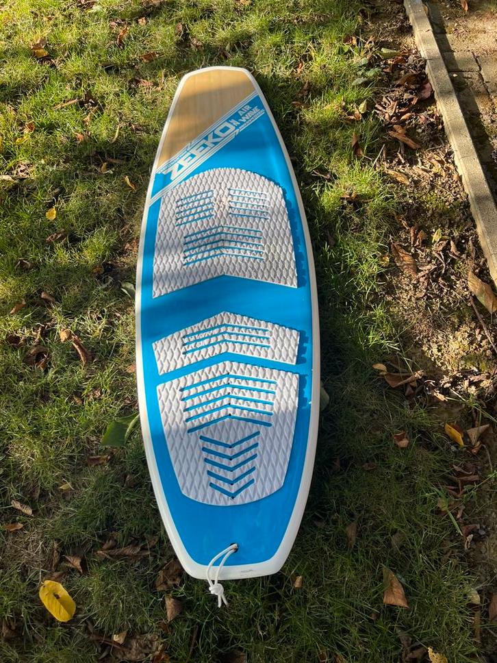 Surf Zeeko Air Wave (foil et ailerons), Watersport en Boten, Kitesurfen, Zo goed als nieuw, Ophalen