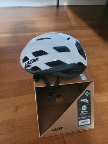 Helm Lazer Strade Kineticore Medium - New, Enlèvement, Comme neuf