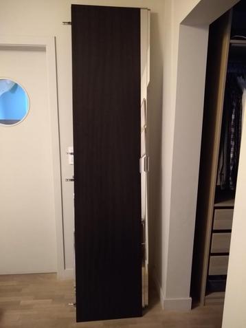 Kastdeuren en manden Ikea