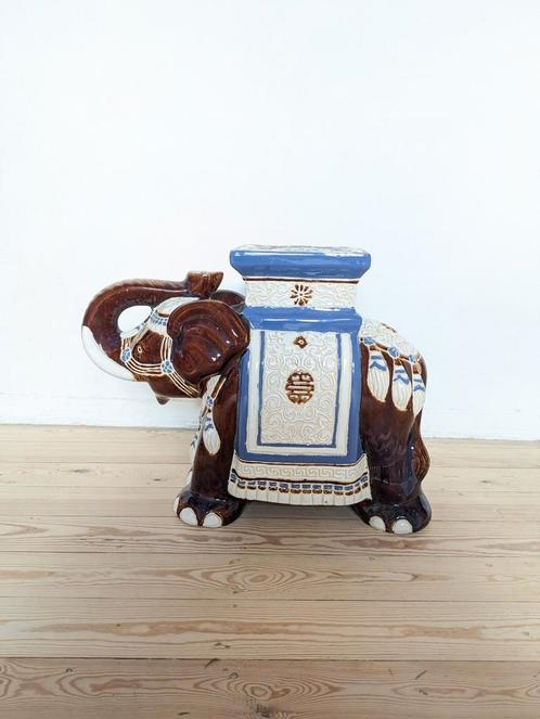 Oosterse olifant, Huis en Inrichting, Woonaccessoires | Zuilen en Pilaren, Zo goed als nieuw, Ophalen