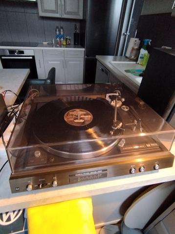 Superbe platine vinyle dual 731q disponible aux enchères