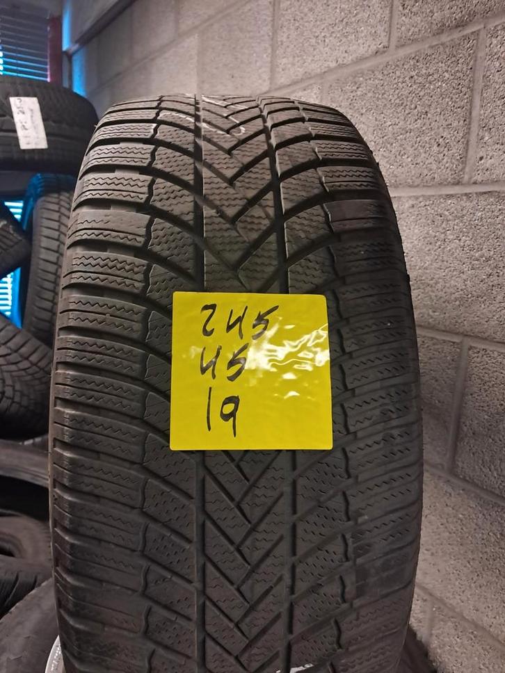 245 45 19 245/45/19 245/45r19 winterbanden, Auto diversen, Autosport-onderdelen, Zo goed als nieuw, Ophalen