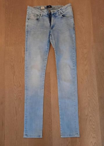 Donkerblauwe skinnyjeans merk America Today maat W30/L34, Kleding | Dames, Ophalen of Verzenden, Zo goed als nieuw
