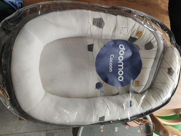 Doomoo cocoon babynest beschikbaar voor biedingen