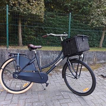 Popal dames(oma)fiets met voordrager en mand. 28 inch beschikbaar voor biedingen