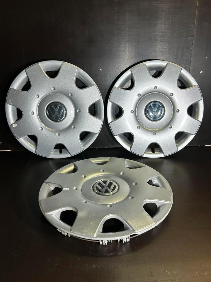 3 enjoliveurs vw caddy passat touran golf 6,7,8 16", Autos : Divers, Enjoliveurs, Utilisé, Enlèvement ou Envoi
