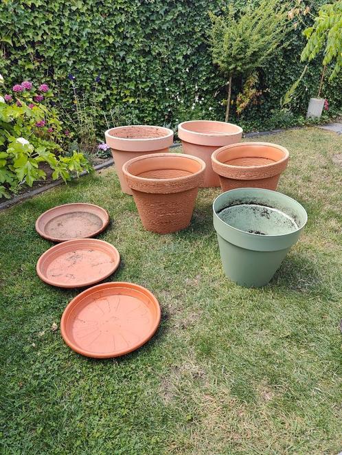 4 Grote Bloempotten, Tuin en Terras, Bloempotten, Gebruikt, Kunststof, Binnen, Balkon, Tuin, 40 tot 70 cm, 40 cm of meer, Rond
