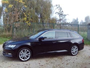 Skoda Superb Break BENZINE TURBO 90dkm Camera 18"ALU TOP 019 disponible aux enchères