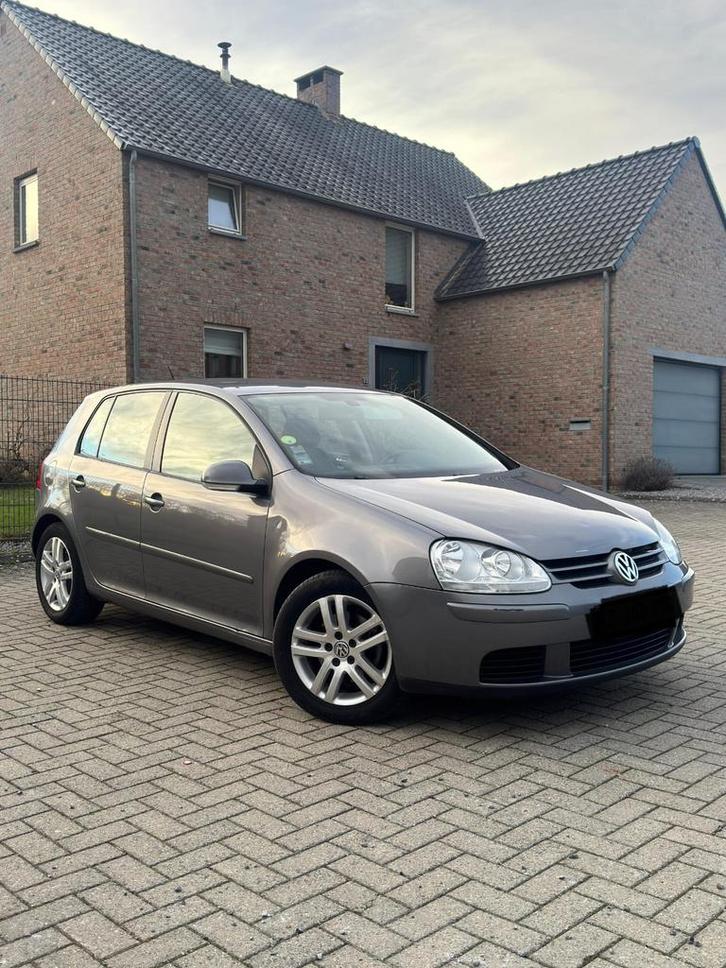 Volkswagen golf 5 1.4 tsi 125 000 km dsg 7, Auto's, Volkswagen, Particulier, Golf, ABS, Adaptive Cruise Control, Airbags, Airconditioning