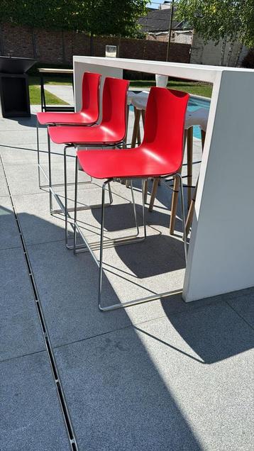 Arper catifa 46 barkruk rood, 3 tabourets, Enlèvement, Utilisé, 90 cm ou plus