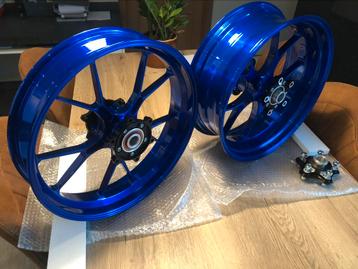 Titax nieuwe lichte wielenset Suzuki GSXR 1000 2009-2024 beschikbaar voor biedingen