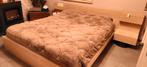 Lit double avec tables de chevet, matelas et surmatelas !, Maison & Meubles, Chambre à coucher | Chambres à coucher complètes