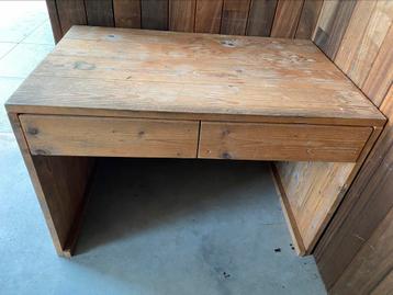 Bureau in steigerhout  beschikbaar voor biedingen