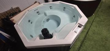 🌴island spa 🌴GROOTSTE SHOWROOM VAN NL‼️Onwijs veel jets‼️ beschikbaar voor biedingen