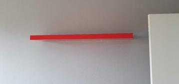 zwevend legbord rood beschikbaar voor biedingen