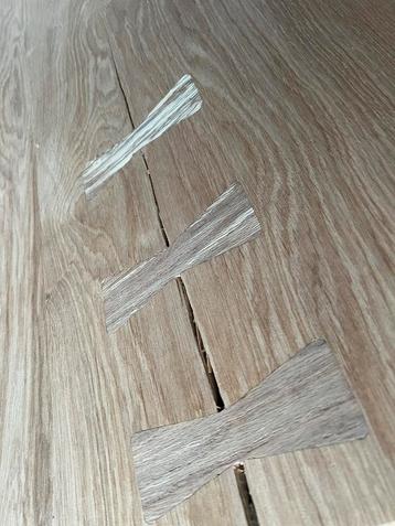 Table salle a mange beschikbaar voor biedingen