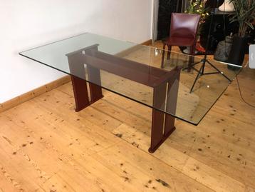 Table en cuir Vintage Design Couro du Brésil - Années 1980, 150 à 200 cm, Cinq personnes ou plus, Vintage Design Modern, Comme neuf