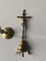 Kruisbeeld en 2 kandelaars, Antiquités & Art, Antiquités | Bronze & Cuivre, Enlèvement ou Envoi, Cuivre