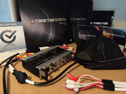 Native Instruments Traktor audio 8 interface, Muziek en Instrumenten, Midi-apparatuur, Gebruikt, Ophalen