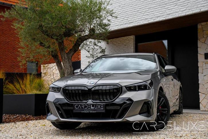 BMW 520 ️M-SPORTPRO |360 |HEADUP | LED-GRILL | H&K | TRKHK, Auto's, BMW, Particulier, Te koop, 5 Reeks, 360° camera, ABS, Achteruitrijcamera