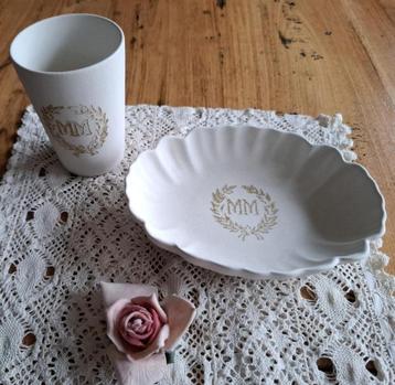 Vintage Engelse zeepschaal + beker, HADIDA, initialen MM, Enlèvement ou Envoi