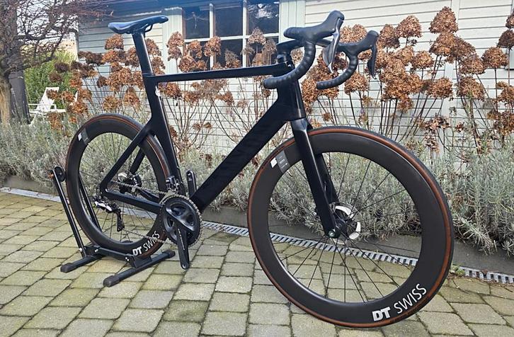 Roues Canyon Aeroad CF SLX 8 Ultega DI2 + carbone, Vélos & Vélomoteurs, Vélos | Vélos de course, Comme neuf, Hommes, Carbone, 57 à 61 cm