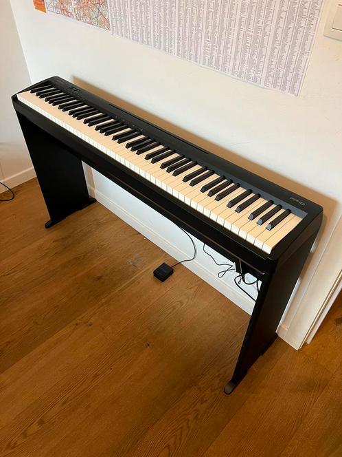 Roland Digital Piano, Musique & Instruments, Pianos, Comme neuf, Piano, Noir, Digital, Enlèvement