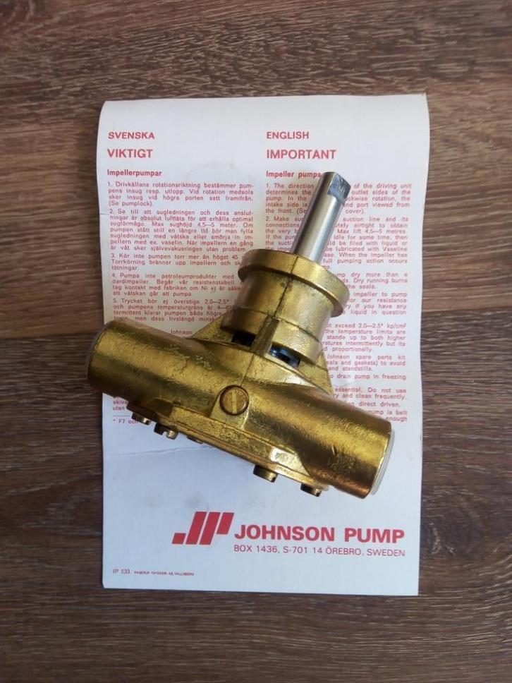 Johnson water pomp F4B-9, Watersport en Boten, Bootonderdelen, Motor en Techniek, Zeilboot of Motorboot, Ophalen