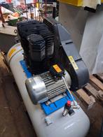 Compressor vat 200l merk chinook, Doe-het-zelf en Bouw, Compressors, Ophalen
