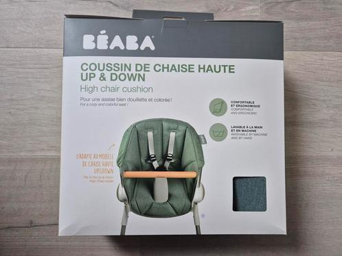 BEABA Up & Down stoelkussen saliegroen, Kinderen en Baby's, Kinderstoelen, Nieuw, Overige typen, Aanschuifbaar, Afneembaar eetblad
