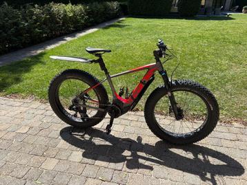 Specialized turbo Levo Fat bike (e-bike) beschikbaar voor biedingen