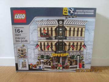 Lego set 10211 Grand Emporium NIEUW ! beschikbaar voor biedingen