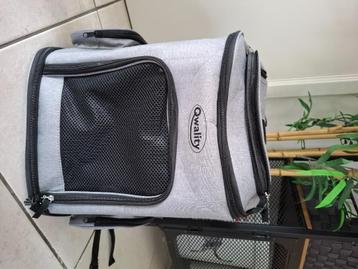 Honden- en kattenrugzak van het merk Qwality. beschikbaar voor biedingen