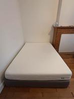 Bed en matras IKEA, Ophalen, Zo goed als nieuw, 140 cm