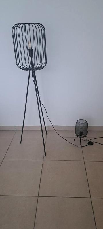 Vloer staan lamp en tafellamp in perfecte staat beschikbaar voor biedingen