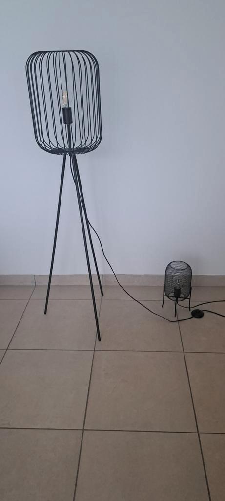 Vloer staan lamp en tafellamp in perfecte staat, Huis en Inrichting, Lampen | Vloerlampen, Zo goed als nieuw, Ophalen