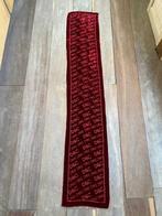 Echarpe D&C rouge carmin douce en velours ras TB état 144cm, Vêtements | Femmes, Taille 42/44 (L), Écharpe, Porté, D&C