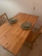 Mooie houten tafel met 4 stoelen, Huis en Inrichting, Complete eetkamers, Ophalen, Nieuw