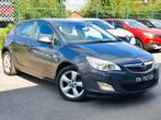Opel Astra 1.6 ESSENCE 116CV - FULL CARNET - CAPTEURS, Voorwielaandrijving, Euro 5, Stof, Gebruikt