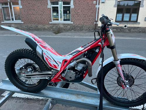 Gasgas TXT racing 300 modèle 2022, Fietsen en Brommers, Brommers | Derbi, Gebruikt, Ophalen of Verzenden