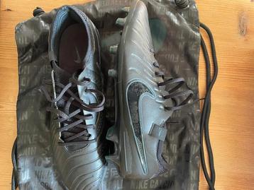Te koop ‼️  Voetbalschoenen / Nike  beschikbaar voor biedingen