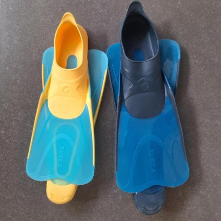 Zwemvliezen 38/39 en 34/35, Watersport en Boten, Snorkelen, Zo goed als nieuw, Snorkelvinnen, Ophalen of Verzenden