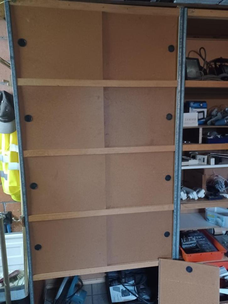 Grote bruine kewlox kast  in gebruikte staat, Huis en Inrichting, Kasten | Wandmeubels, Gebruikt, 200 cm of meer, Minder dan 150 cm