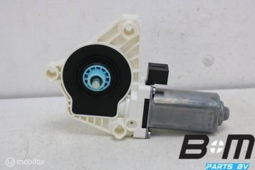 Raammotor rechtsvoor VW Passat B8 5Q4959802B beschikbaar voor biedingen