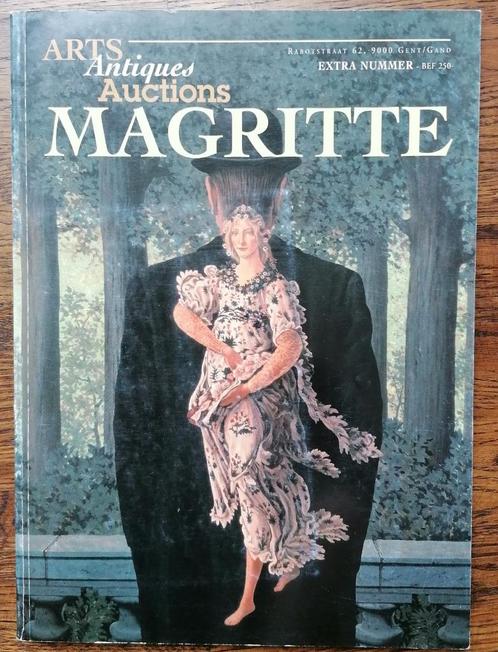 ARTS ANTIQUES AUCTIONS EXTRA NUMMER GAND - MAGRITTE, Boeken, Kunst en Cultuur | Beeldend, Zo goed als nieuw, Schilder- en Tekenkunst