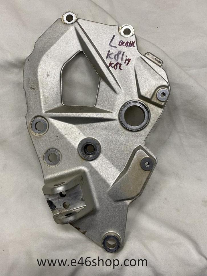 VOETSTEUNPLAAT SCHETSPLAAT LINKS BMW F750GS F850GS OE 467183, Motoren, Onderdelen | BMW, Gebruikt, Ophalen of Verzenden