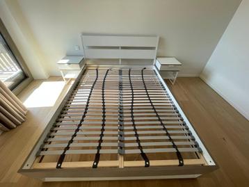Lit Ikea Tyrsil (160 de large) et tables de chevet, Enlèvement, Utilisé, 200 cm, Blanc