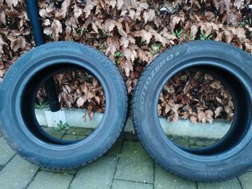 2 x winterbanden 205x60x16 Pirelli 