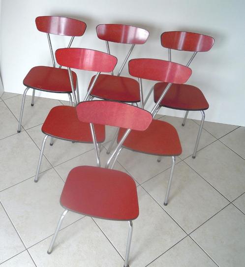 Vintage keukenstoelen met rode formica, Verzamelen, Retro, Huis en Inrichting, Ophalen