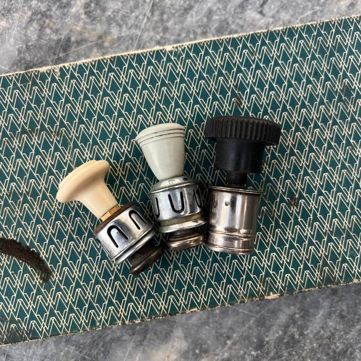 Allume-cigare VW Beetle Karmann Ghia Type 3 Bus Kubel, Autos : Divers, Accessoires de voiture, Utilisé, Enlèvement ou Envoi